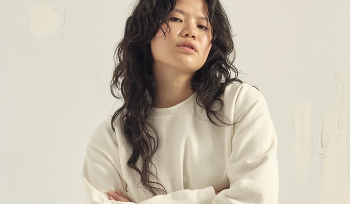 Sweaters & Sweatshirts