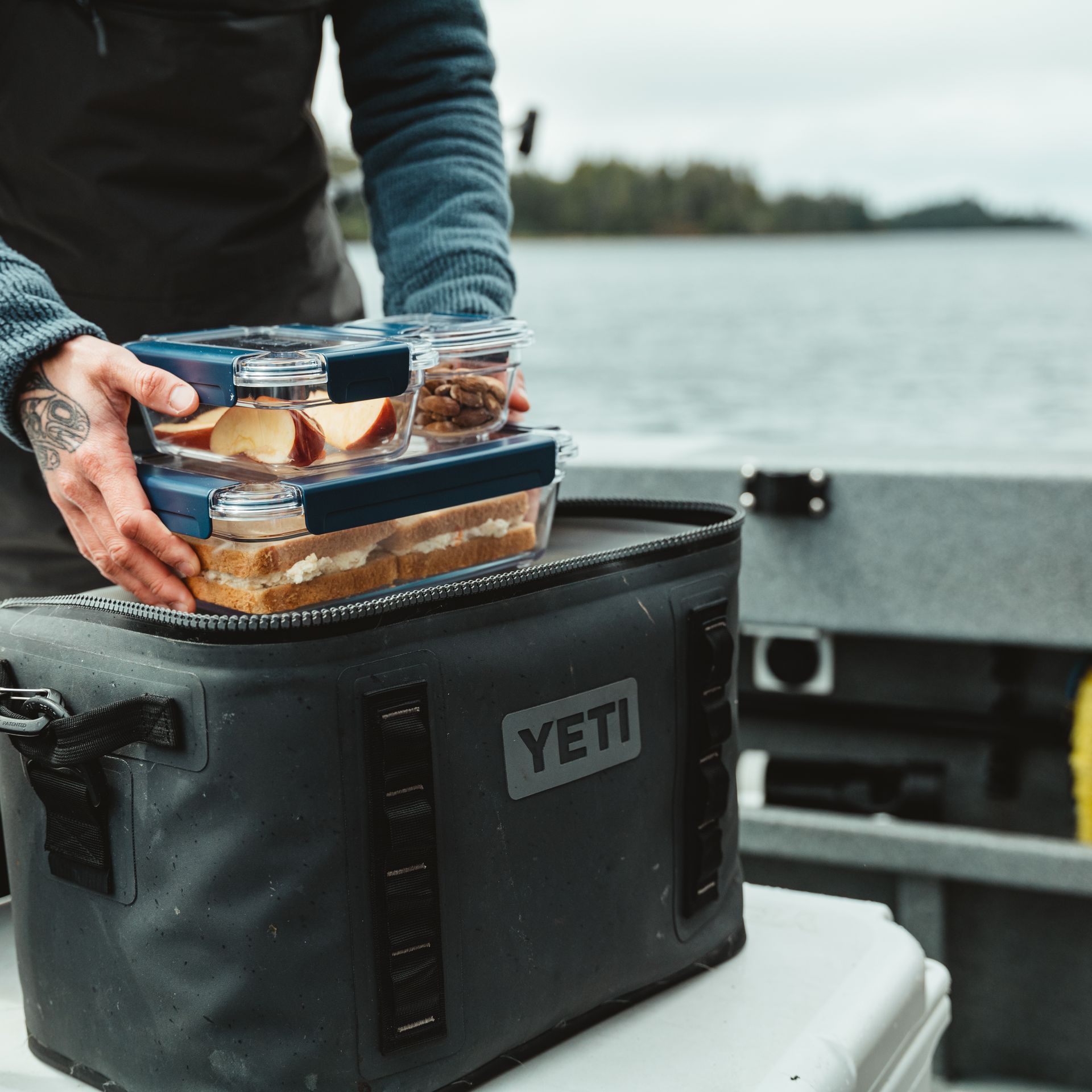 YETI Hopper Flip 12