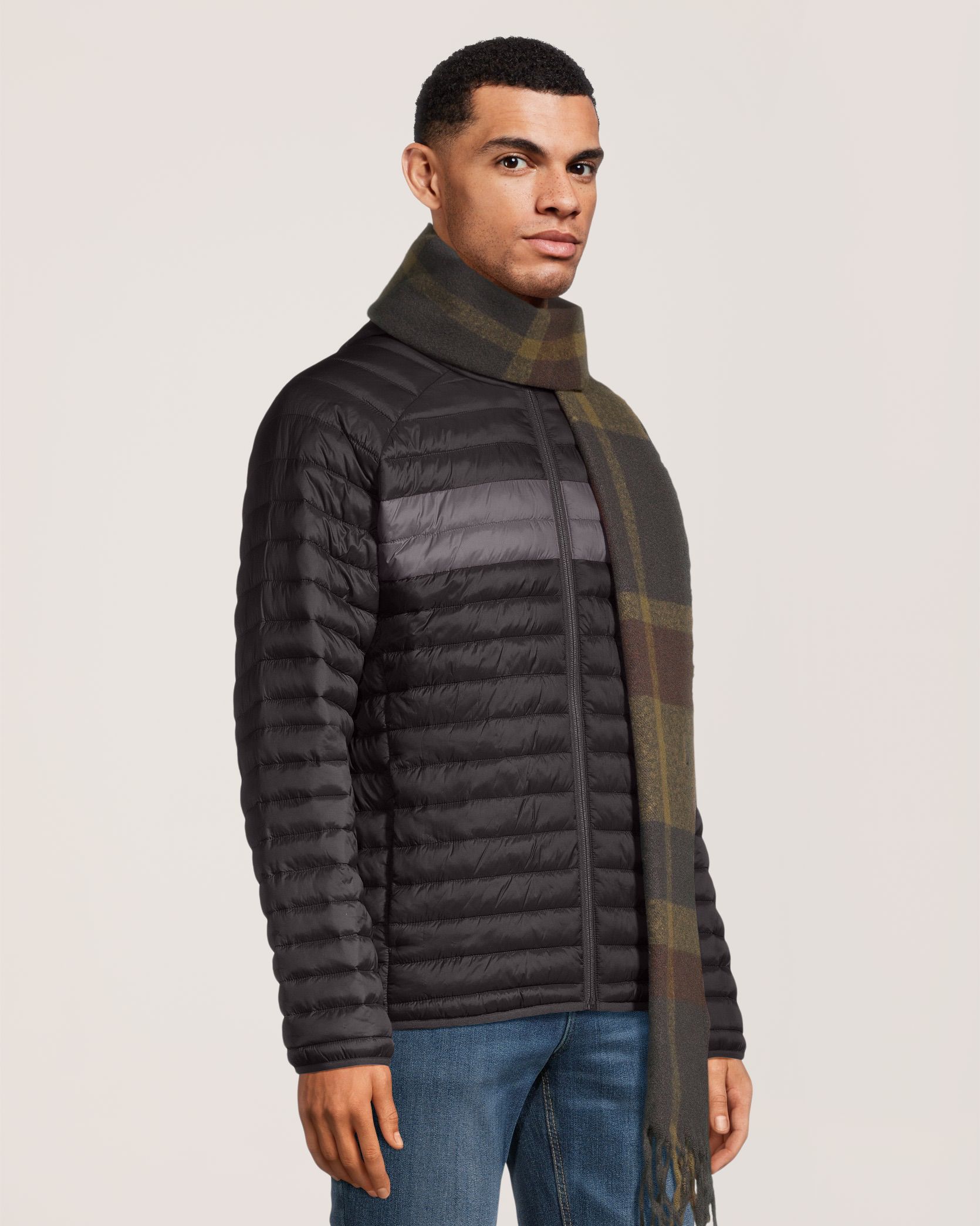 WindRiver Fringe Scarf Front_Angled_Right