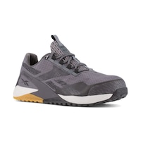 Chaussures de sport avec protection en composite pour hommes, Nano X1 Adventure, Reebok Front_Three_Fourths_Angled_Right