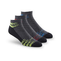 Chaussettes de sport basses rembourrées avec FreshTech pour hommes, Matrix, 3&nbsp;paires Front_Angled_Right