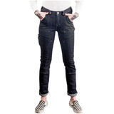 Pantalon de travail à coupe étroite et à taille mi-basse pour femmes, Dovetail Workwear, Maven Front_Flat