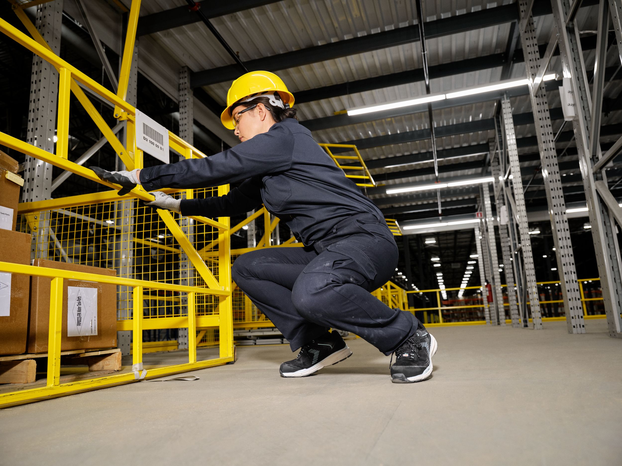 Pantalon de travail cargo extensible de la série Workpro de Dakota en mélange de polyester et coton pour femmes