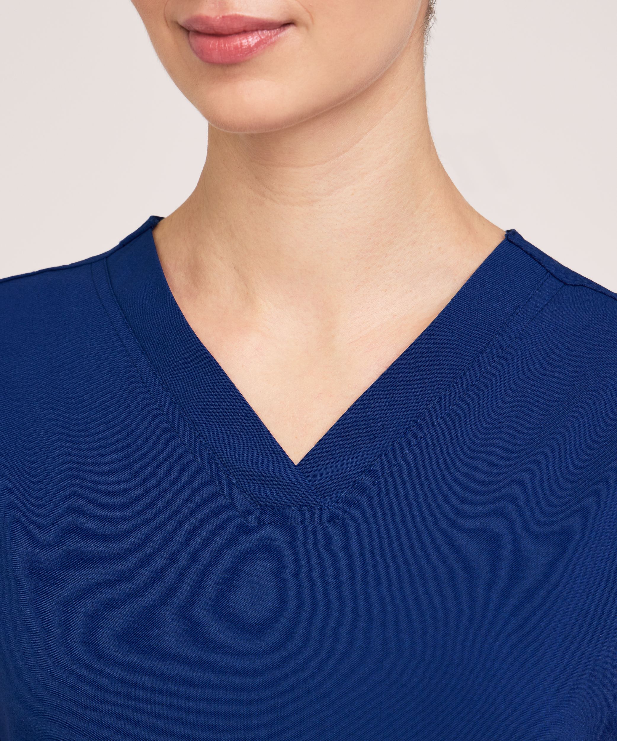 Health Pro Heart Women's Heart 5 Pocket V-Neck Scrub Top