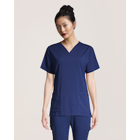 Haut d'uniforme médical Health Pro Heart de HEALTH PRO à encolure en V et à 5 poches pour femmes, Women’s Heart Front_Flat