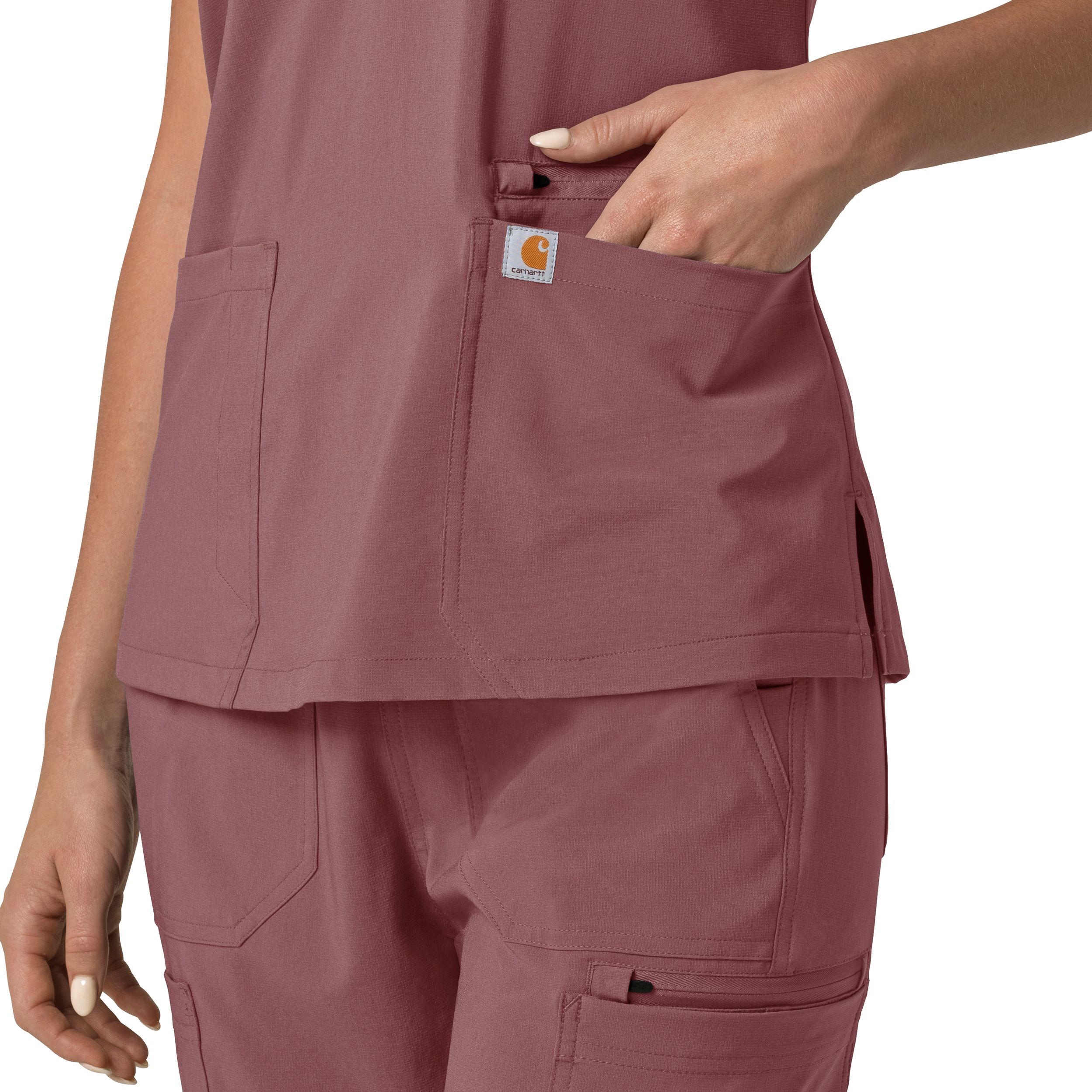 Haut d'uniforme médical de coupe moderne avec panneaux flexibles pour femmes, Cross Flex, Carhartt