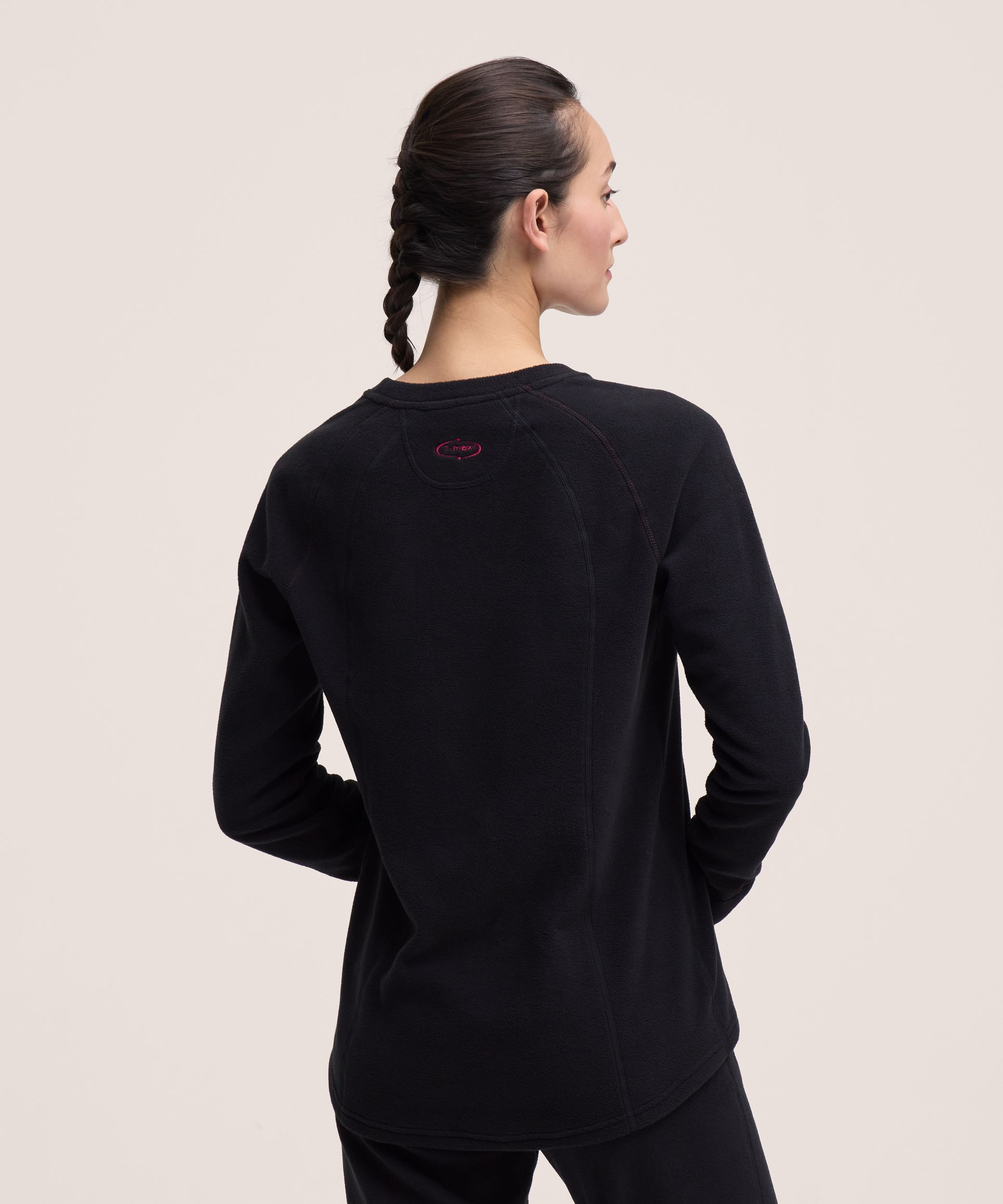 WindRiver Women's T-Max Crewneck Long Sleeve Fleece Top