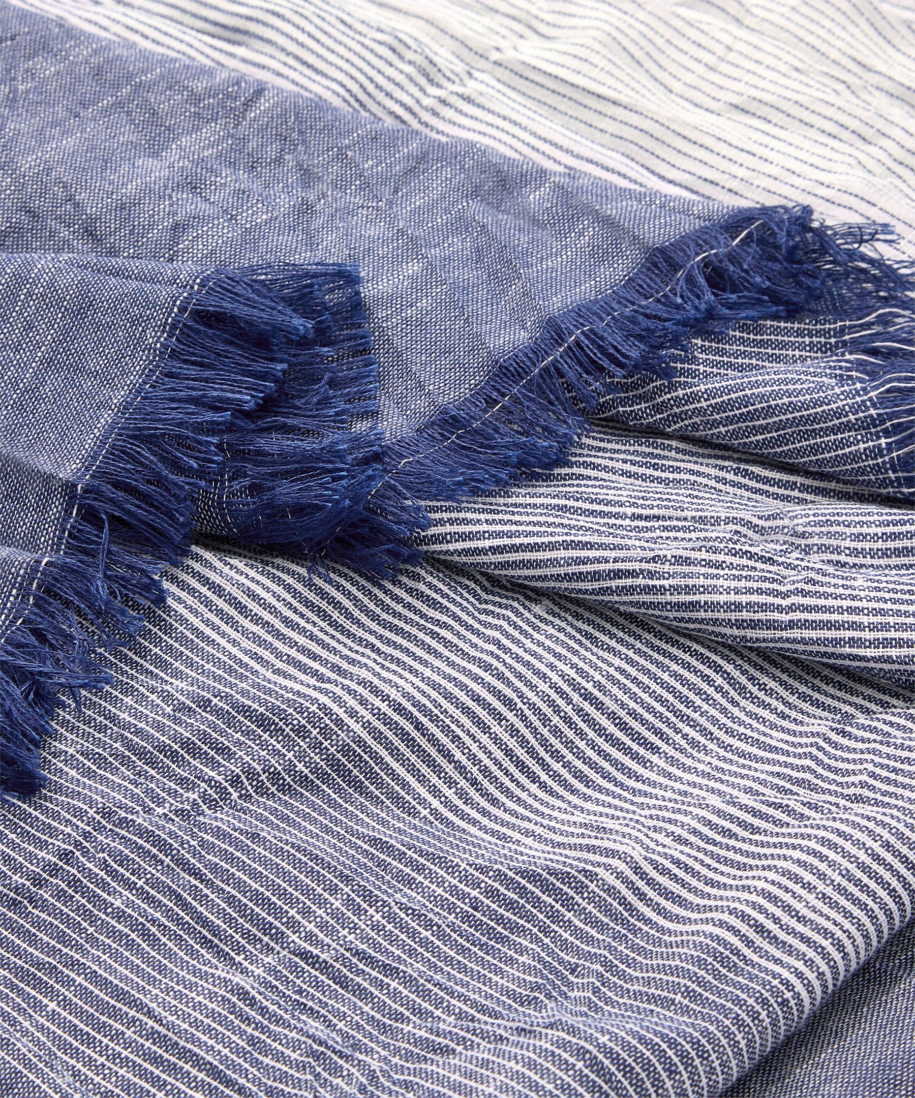 Denver Hayes Women's Woven Stripe Scarf