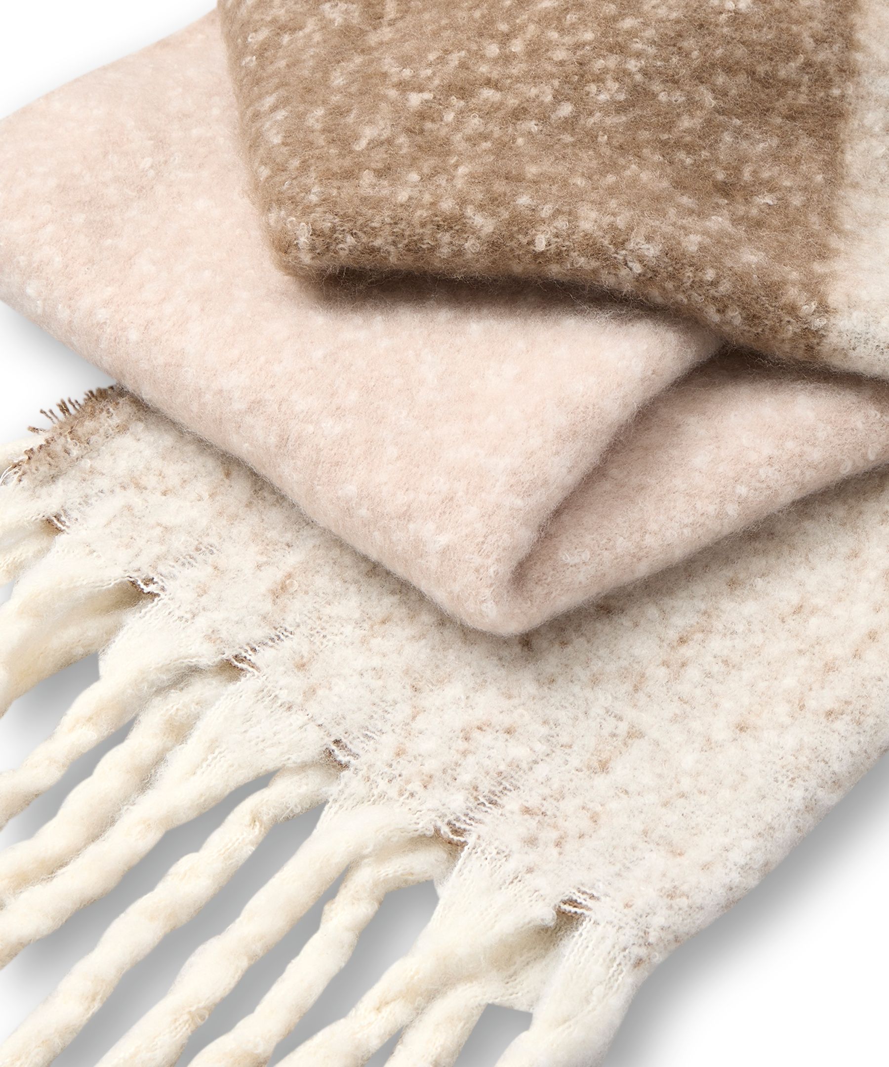 Denver Hayes Women's Cozy Oversized Blanket Scarf CloseUp