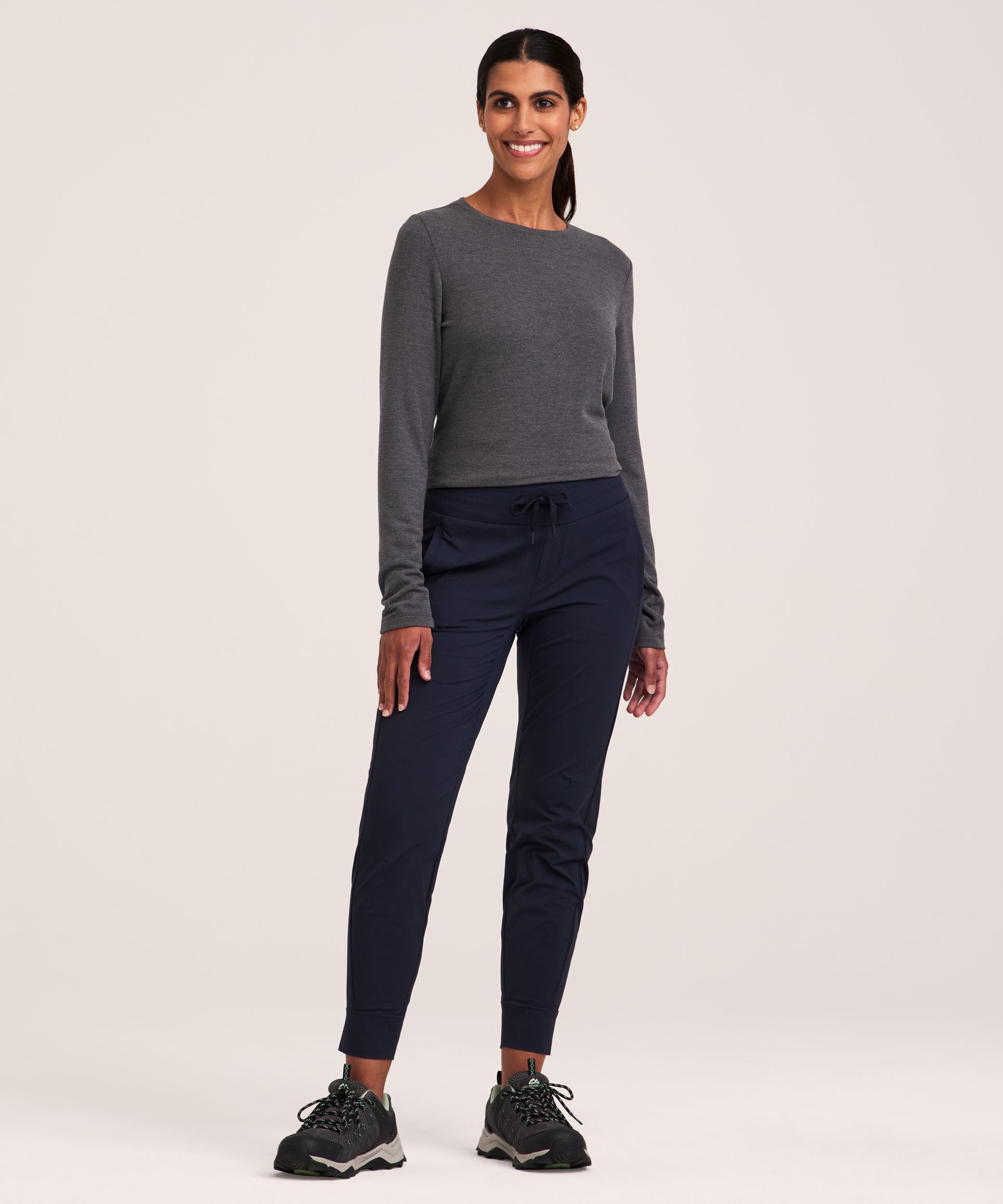 WindRiver Women's Hyperdri UPF Jogger Pants