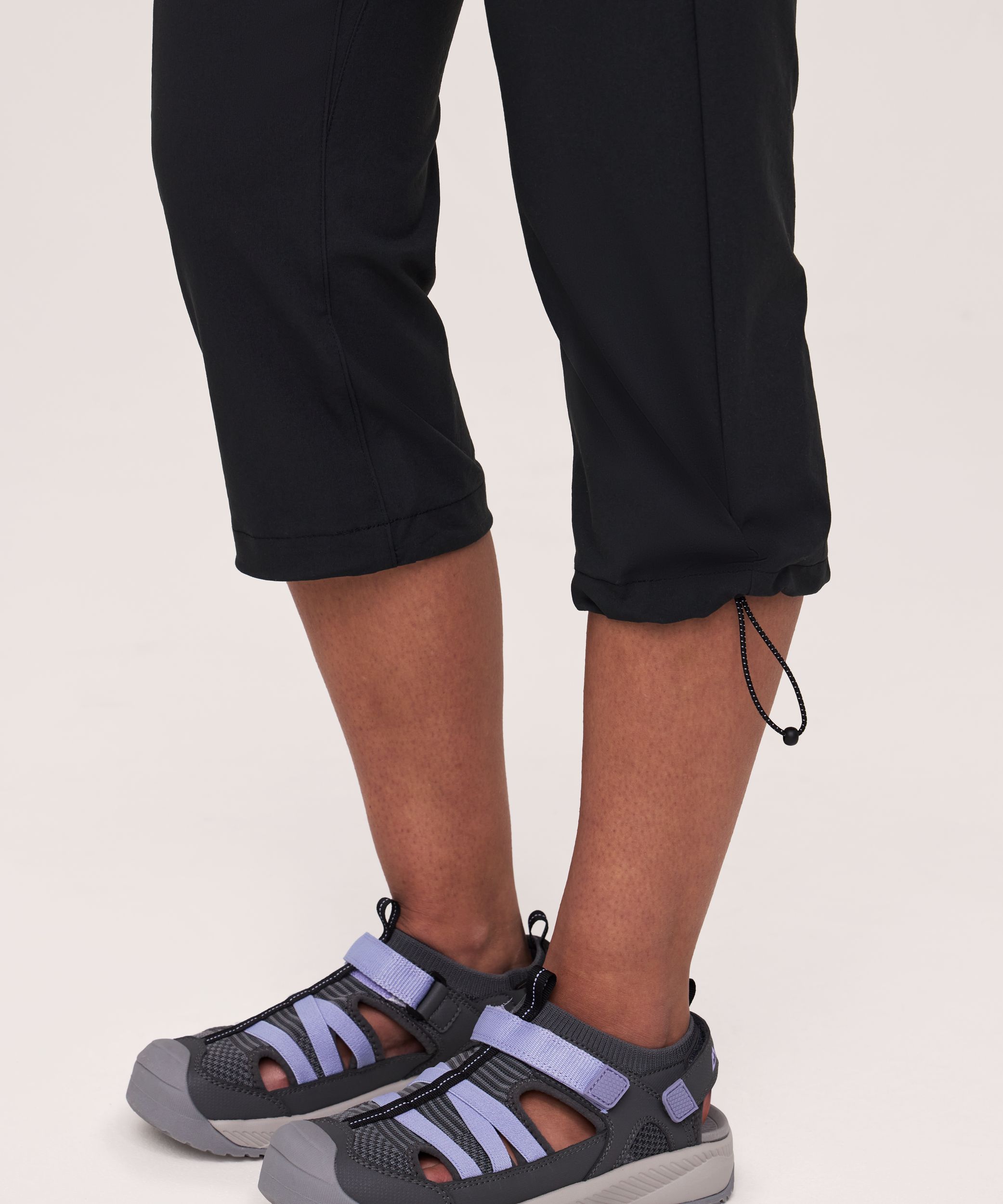 WindRiver Women's Hyper-Dri Hiking Capris