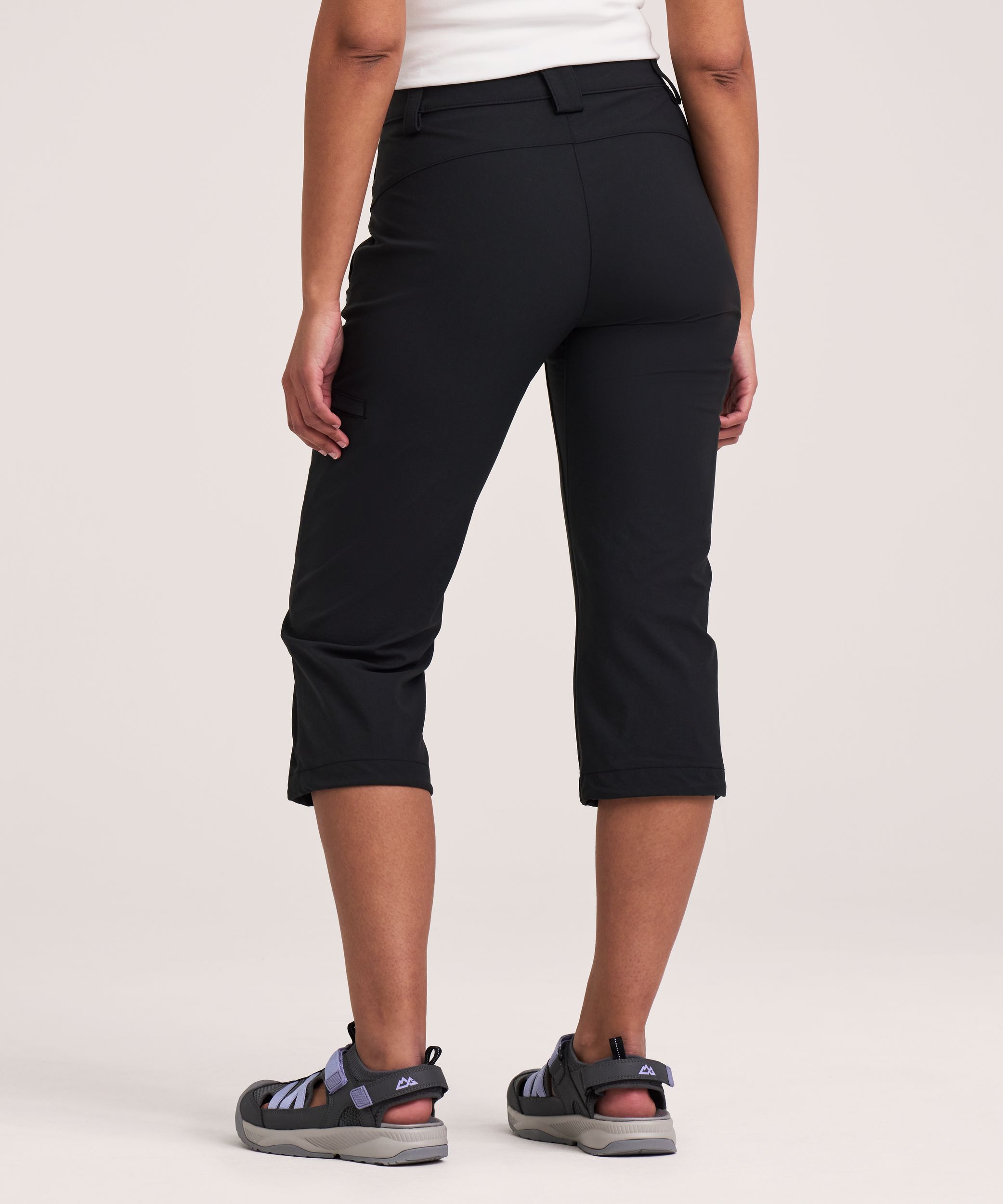 WindRiver Women's Hyper-Dri Hiking Capris