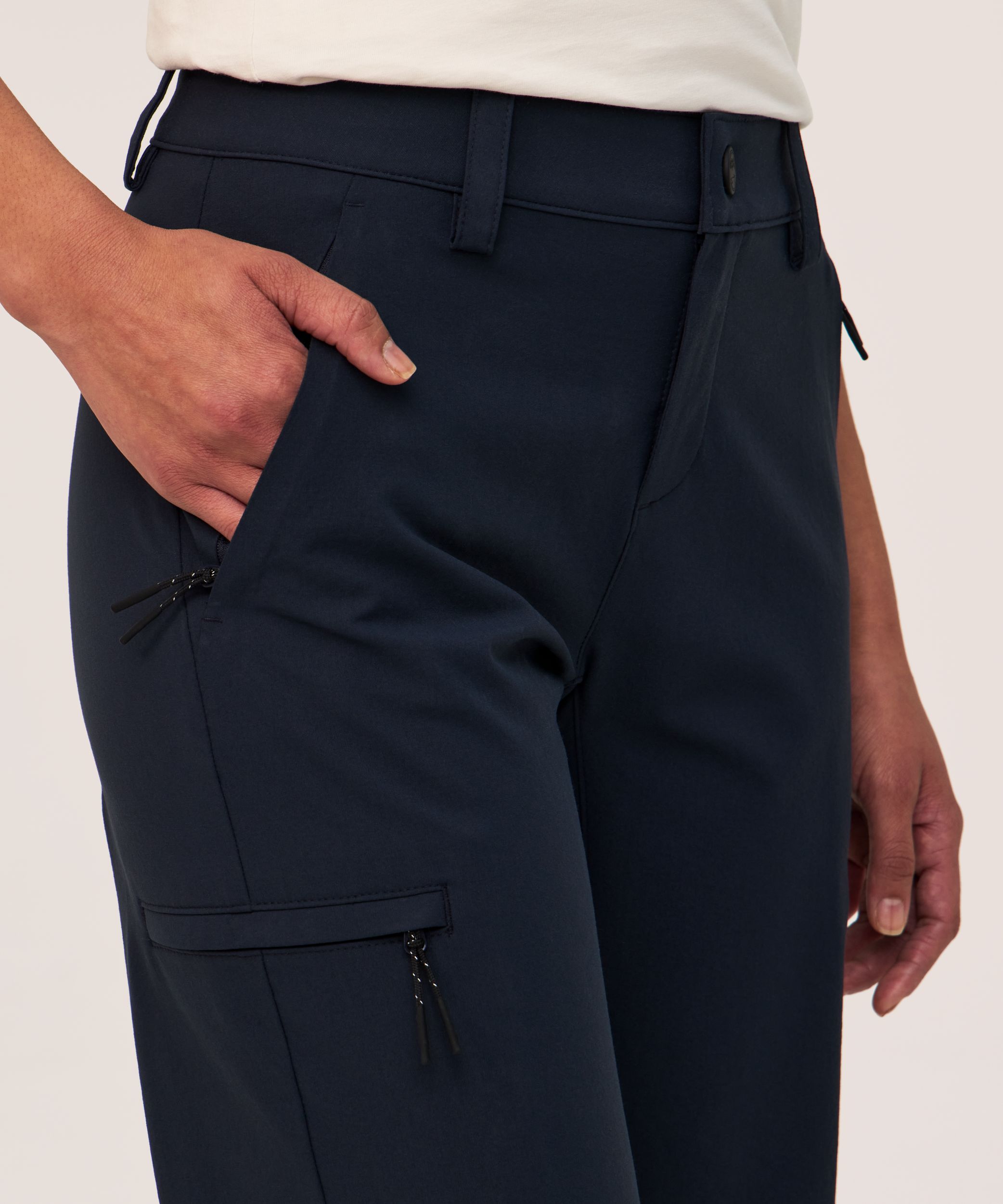 WindRiver Women's Hyper-Dri Hiking Capris