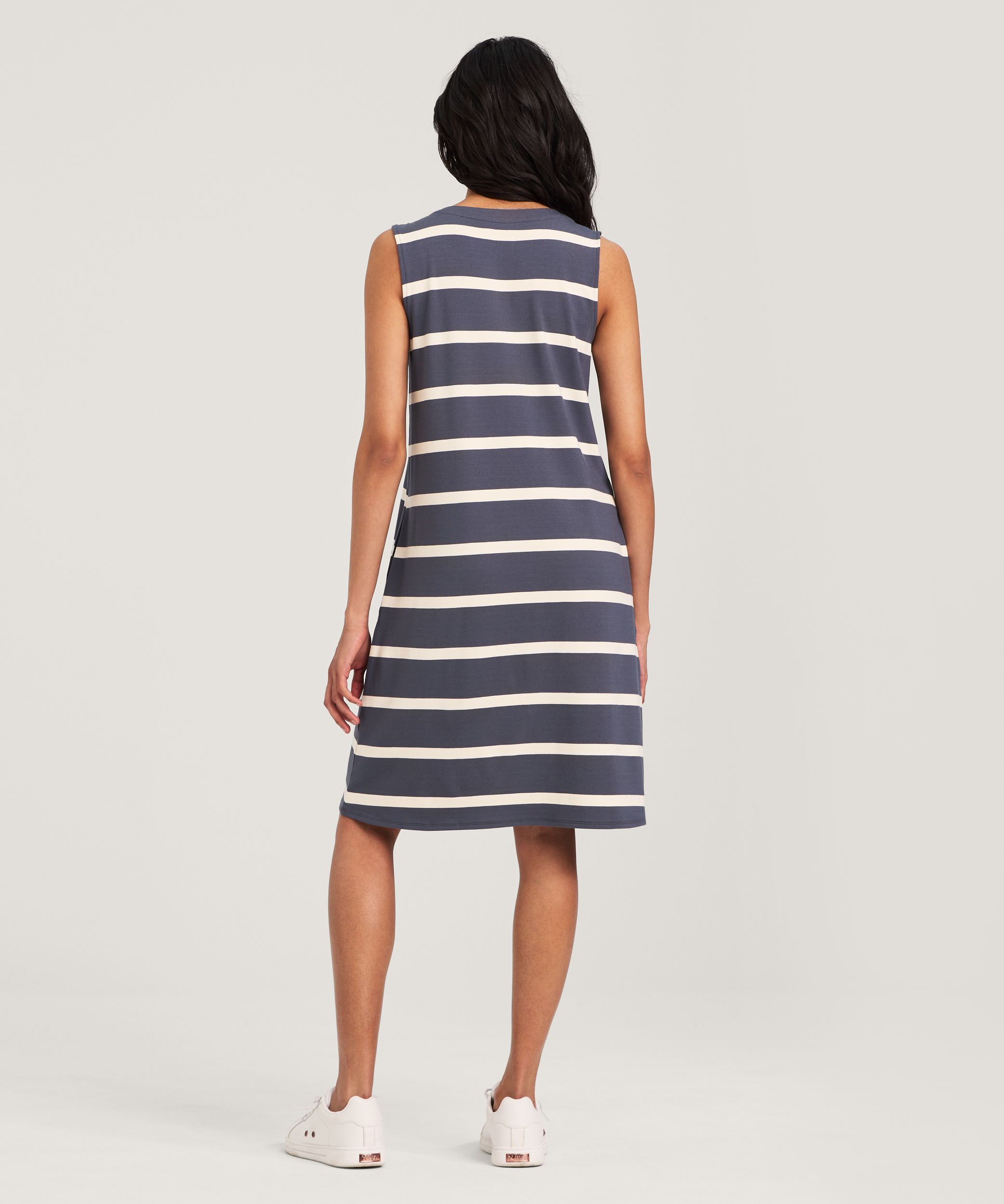 Robe en tricot à encolure en&nbsp;V avec poches pour femmes, Denver Hayes