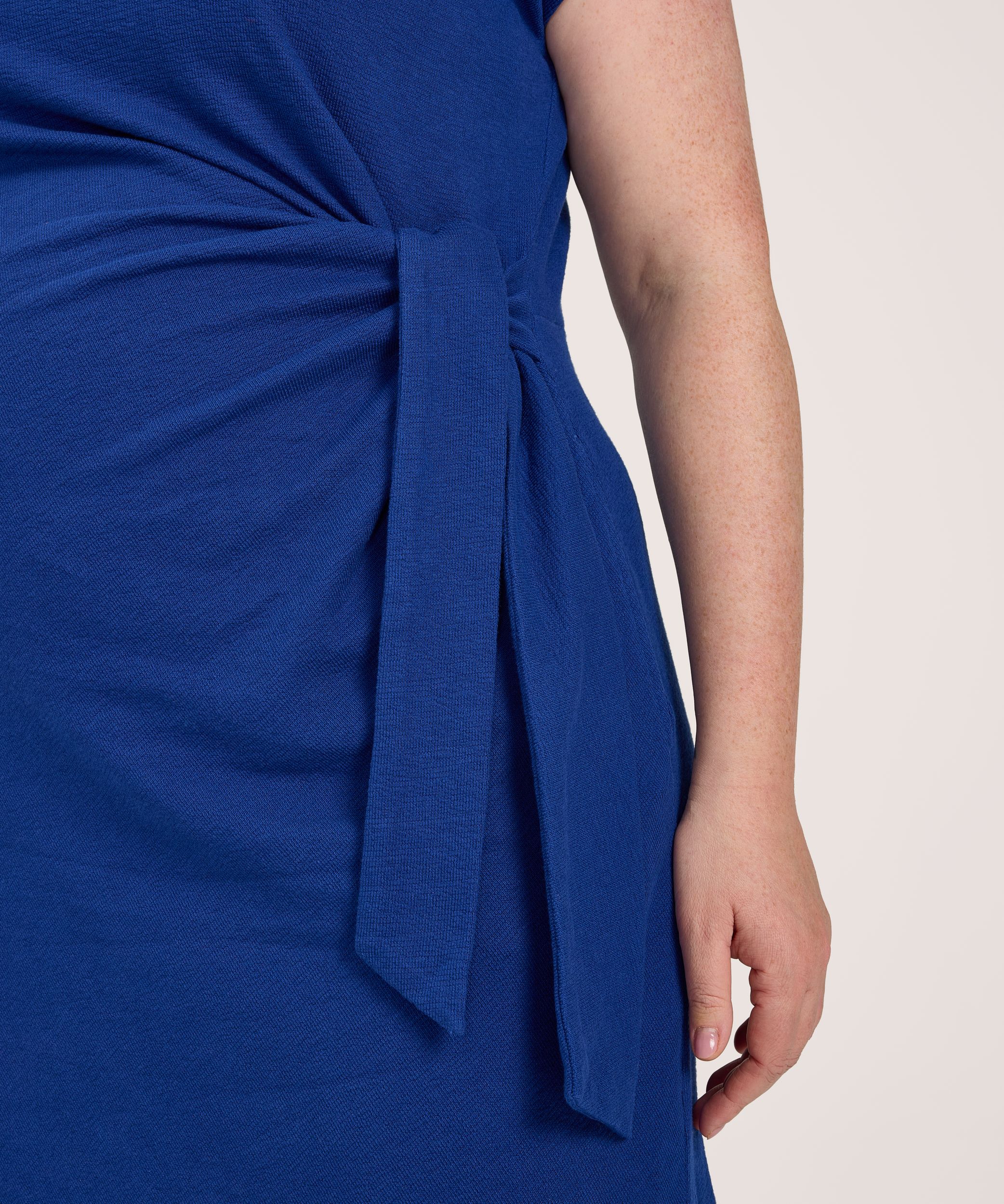 Robe en tricot à nouer sur le devant pour femmes, Denver Hayes