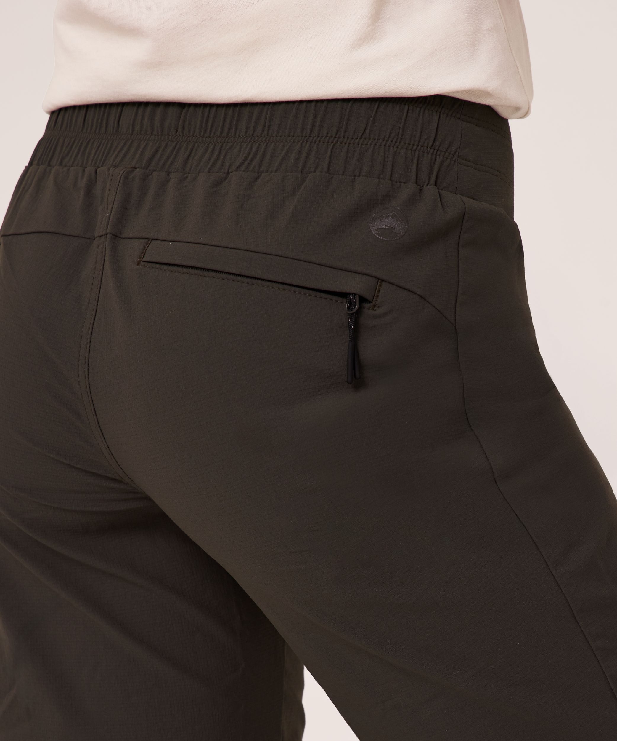 WindRiver Women's Pull On Hyper Dri and UPF Shorts