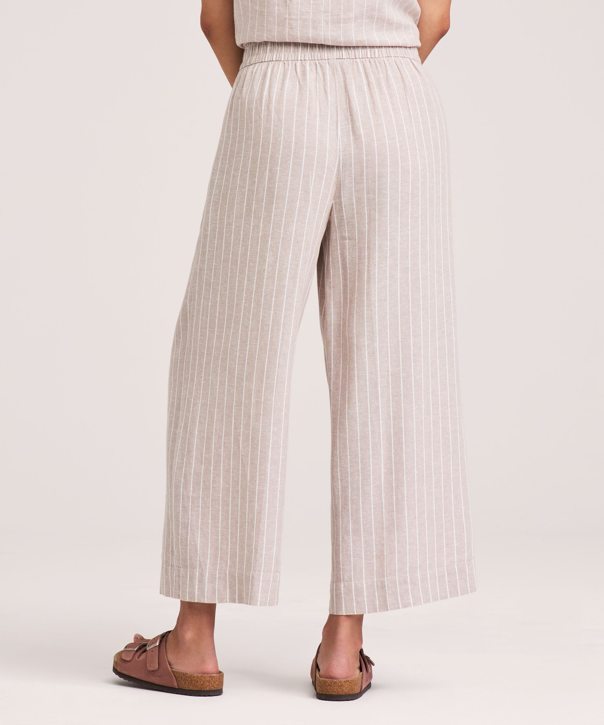 Denver Hayes Women's Pull-On Wide Leg Linen Blend Crop