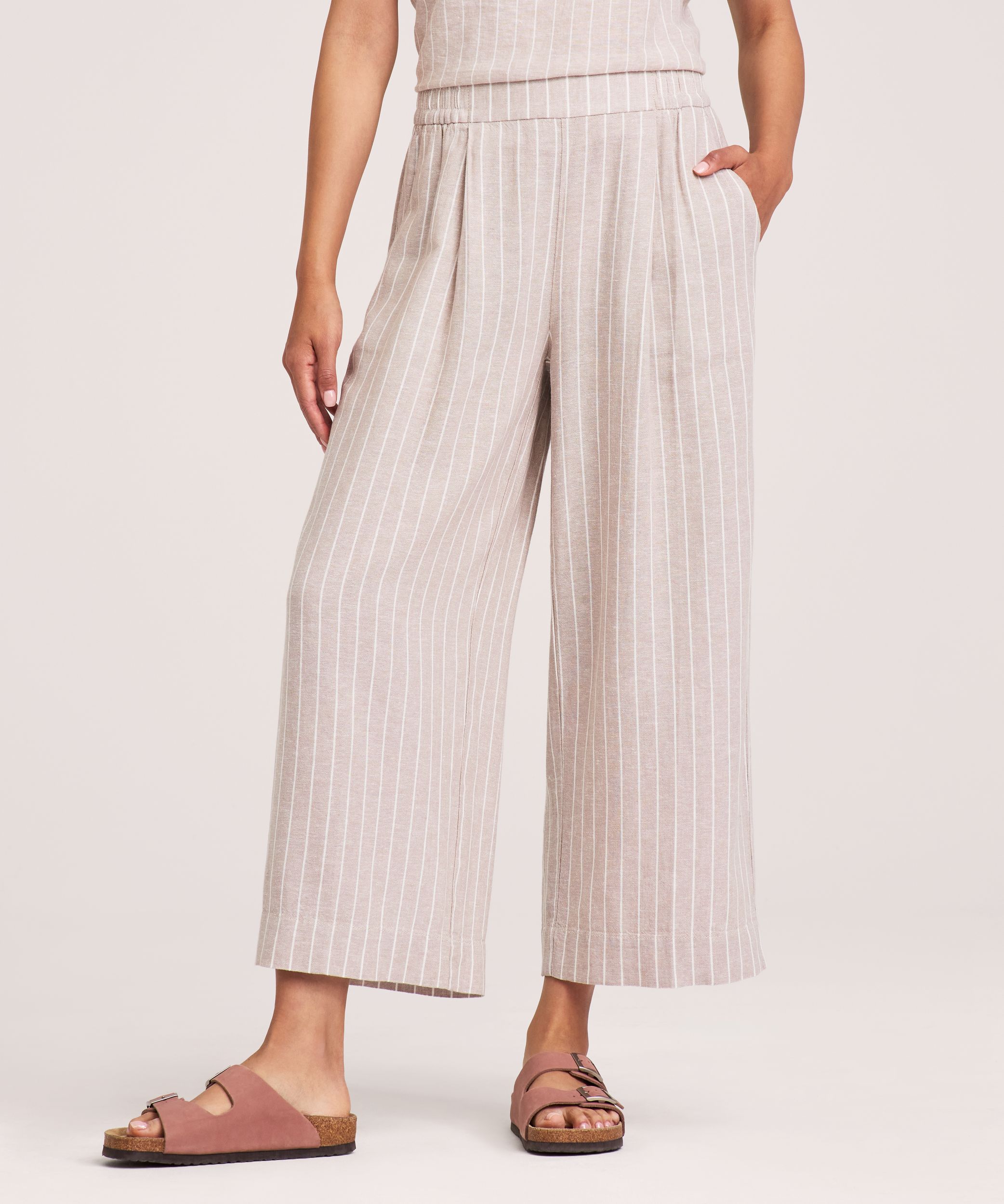 Denver Hayes Women's Pull-On Wide Leg Linen Blend Crop