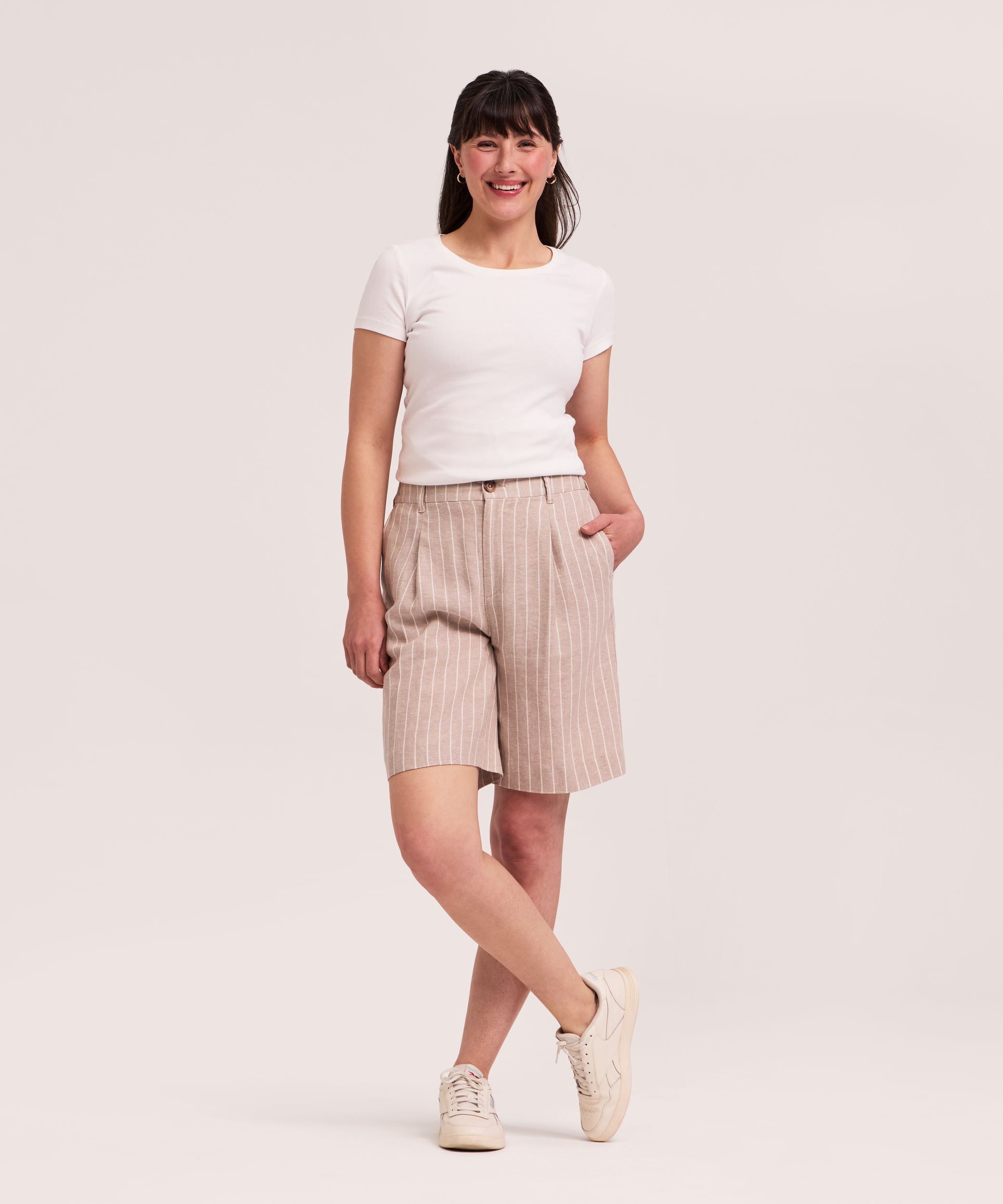 Denver Hayes Women's Blend Pleated Bermuda Shorts