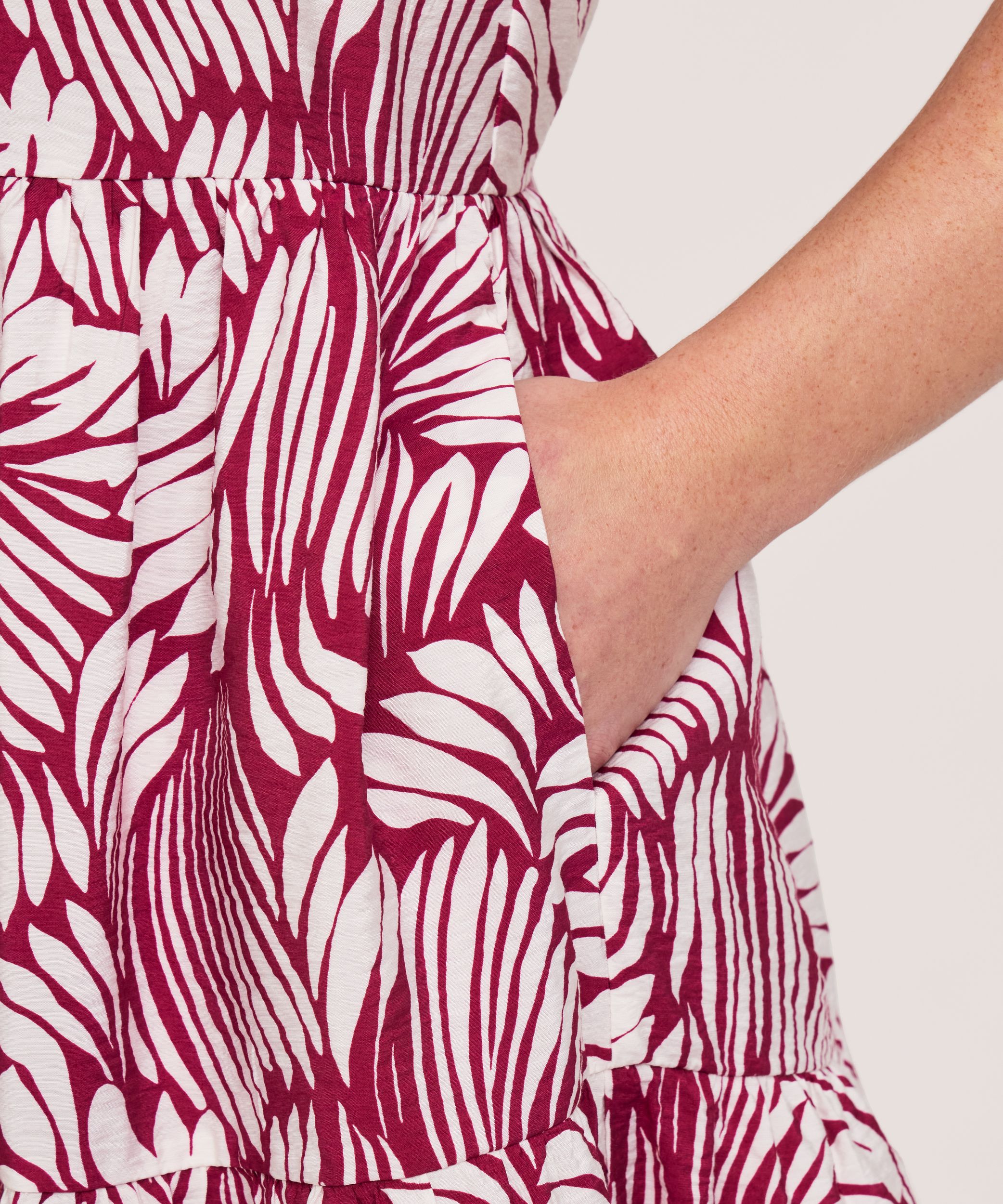 Robe à col Johnny et à manches courtes pour femmes, Denver Hayes