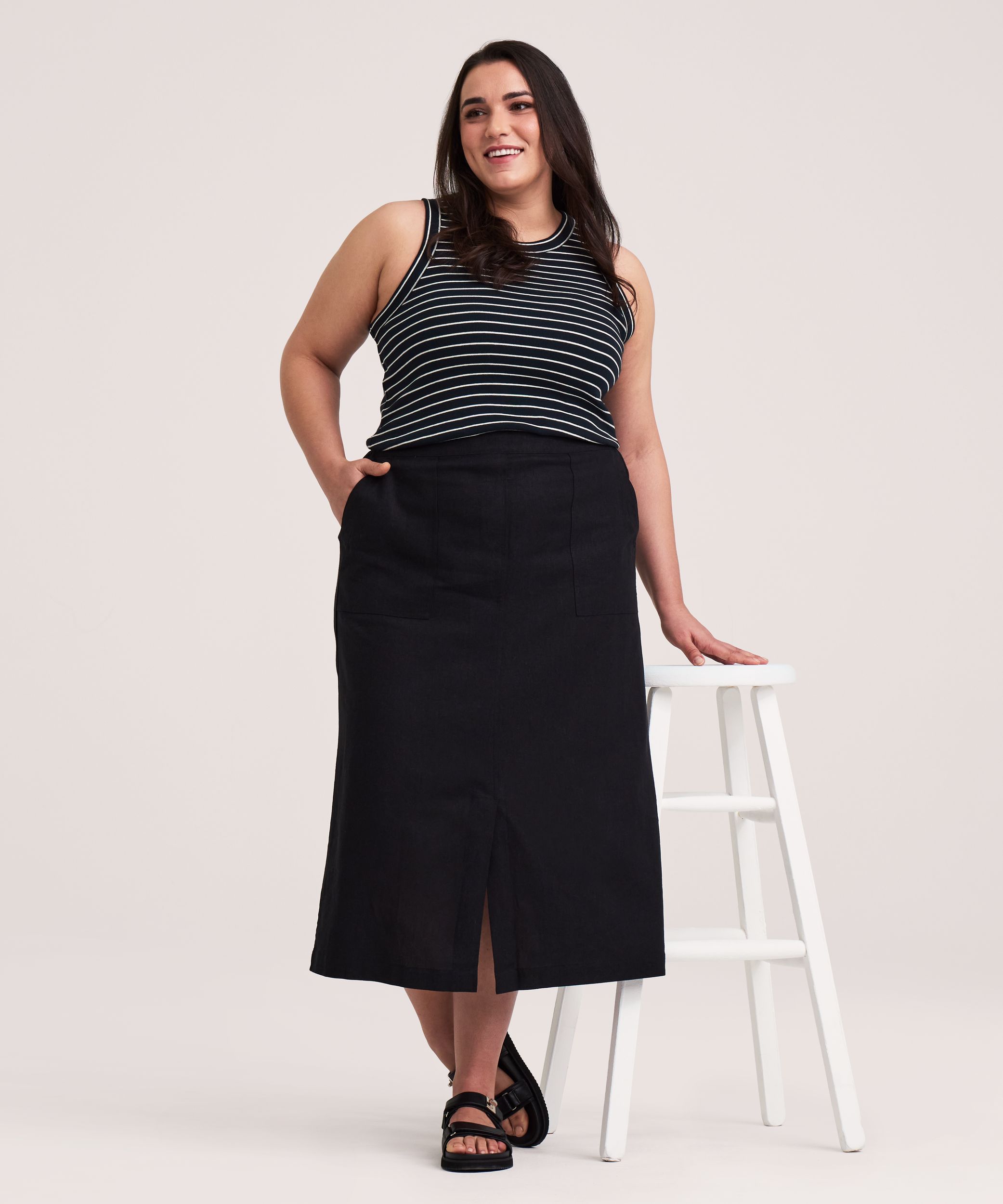 Denver Hayes Women's Linen Skirt