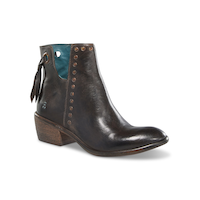 Bottines en cuir pour femmes, Marli, Denver Hayes Front_Three_Fourths_Angled_Right