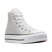Chaussures de sport montantes à plateforme pour femmes, Chuck Taylor All Star Lift, Converse Front_Three_Fourths_Angled_Right