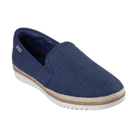 Skechers Women's Flexpadrille Lo Shoes - Wide Front_Three_Fourths_Angled_Right