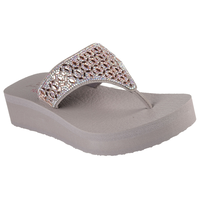 Skechers Women's Vinyasa Oval Gem  Sandals Front_Three_Fourths_Angled_Right