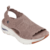 Chaussures à sangle arrière pour femmes, Martha Stewart Arch Fit, Skechers Front_Three_Fourths_Angled_Right