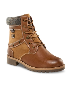 Denver Hayes Women's Laura Low Lug Sole Boots - Wide