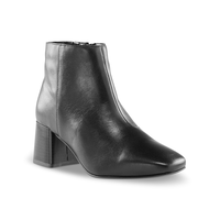 Denver Hayes Women's Vera Leather Square Toe Zippered Boots