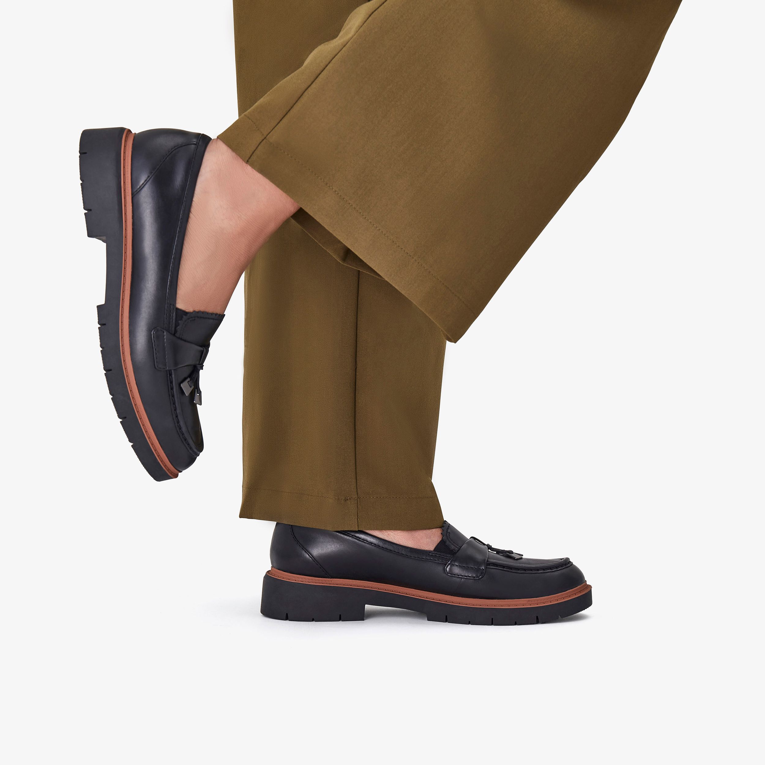Clarks Women's Westlynn Glow Loafer Shoes