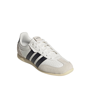 adidas Women's Barreda Lo Sneakers