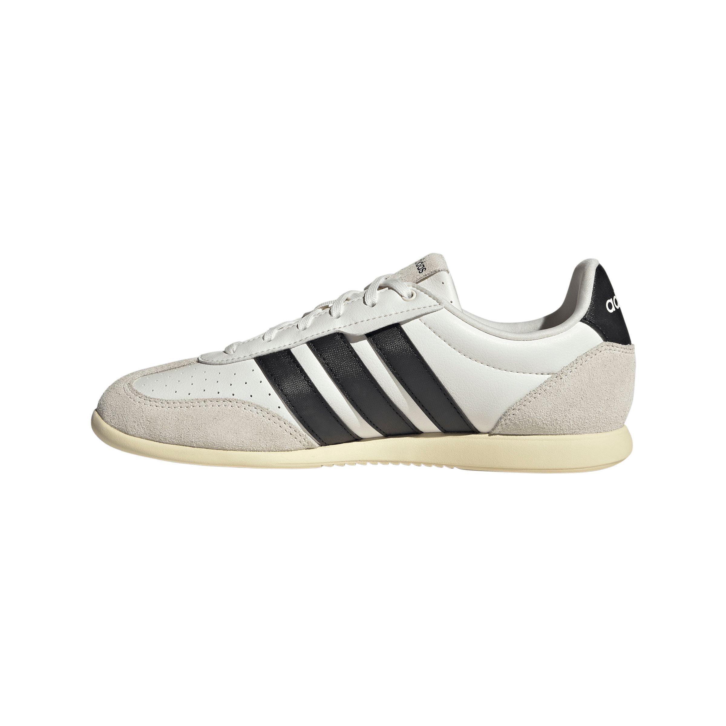 adidas Women's Barreda Lo Sneakers