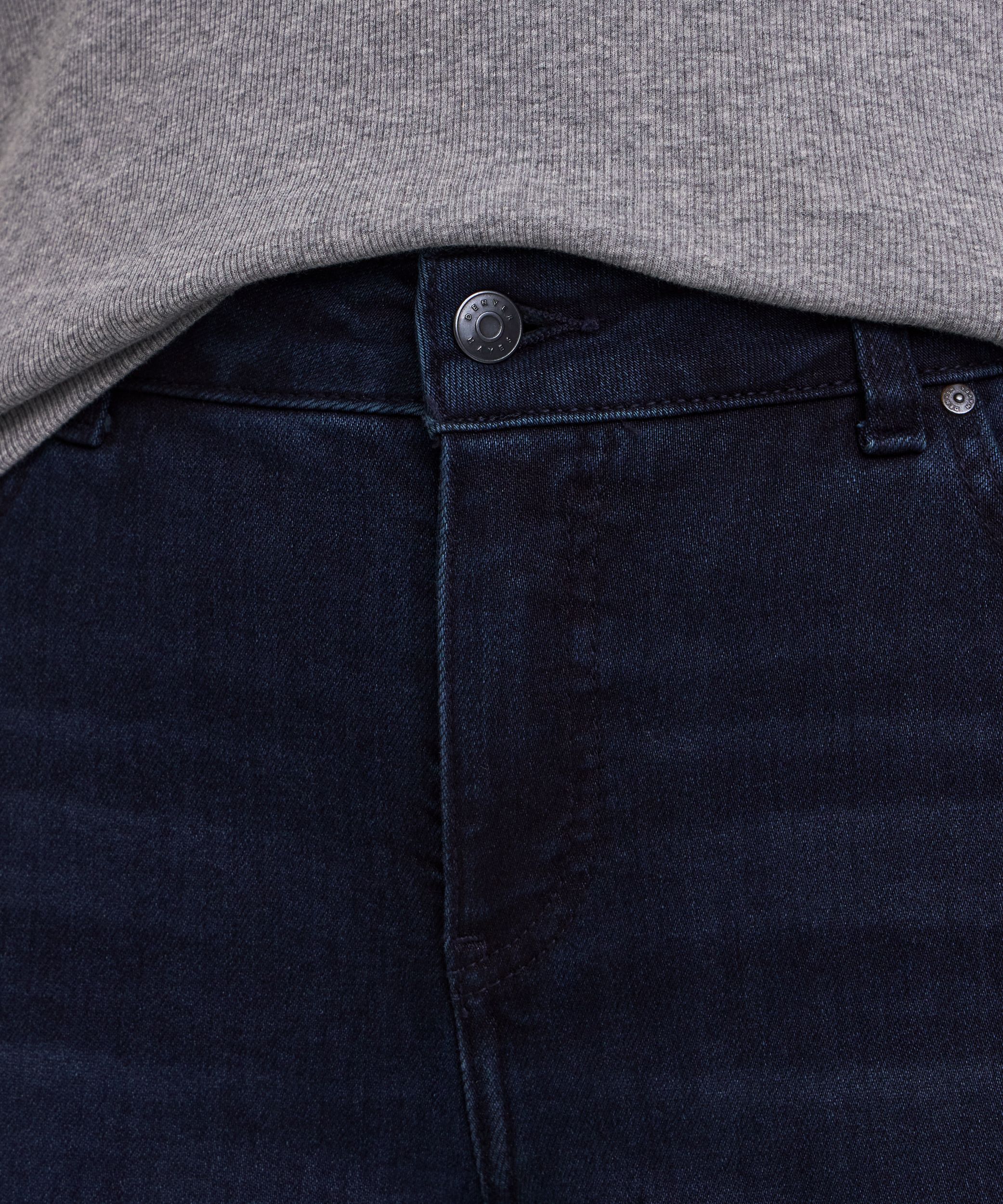 Jean Denver Hayes à jambe droite épousant les courbes pour femmes