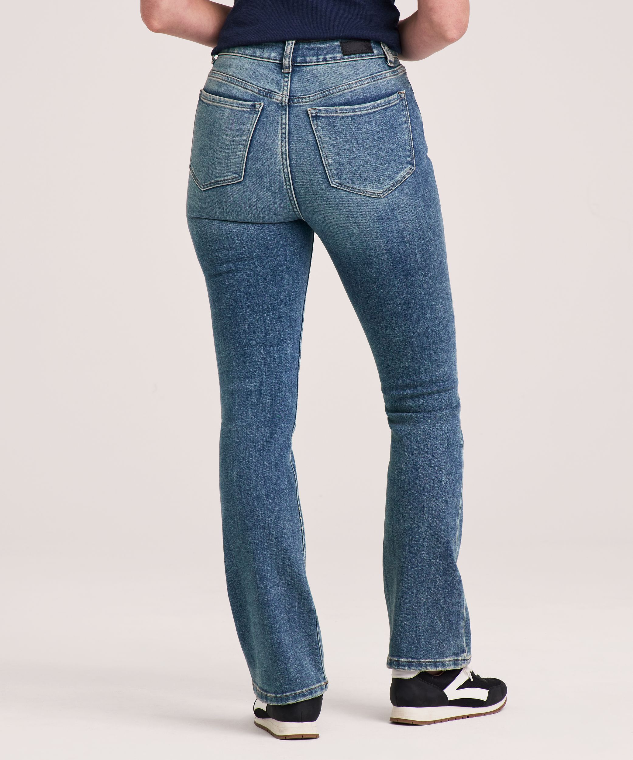 Jean étroit semi-évasé Denver Hayes à taille haute pour femmes