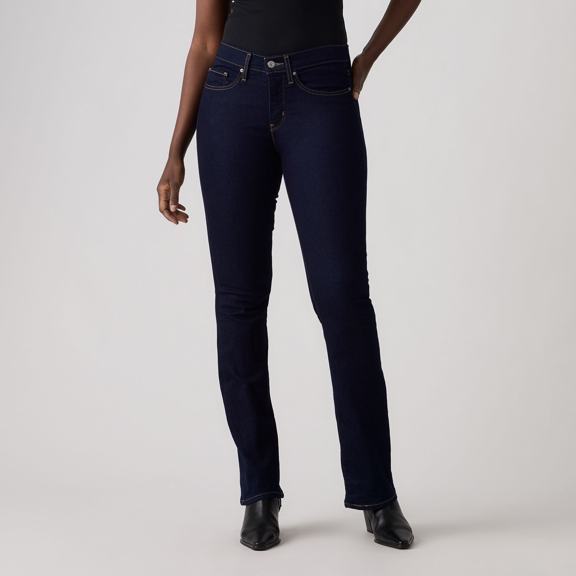 Jean galbant semi-évasé de Levi's à taille mi-basse pour femmes, 315