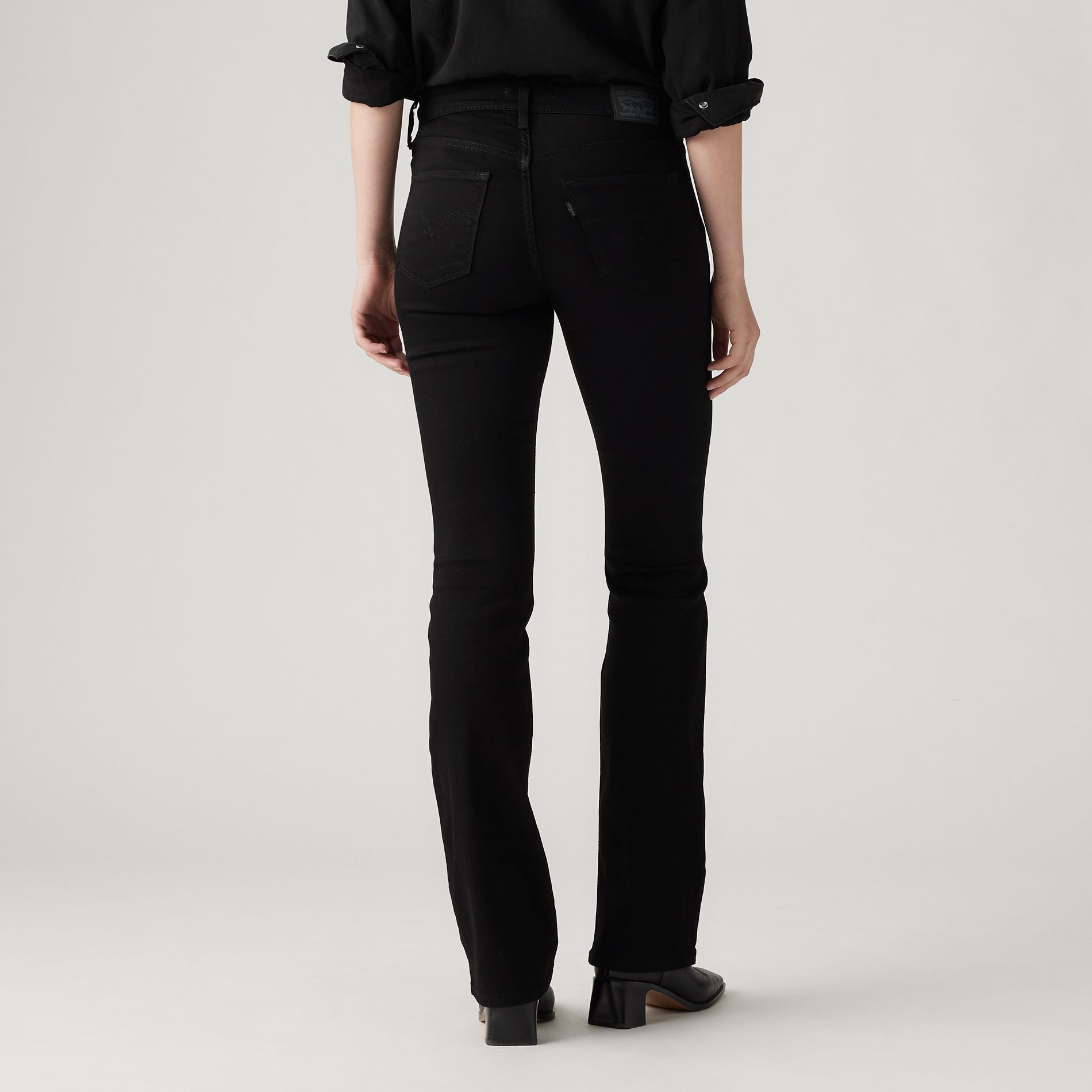 Jean galbant semi-évasé de Levi's pour femmes, 315