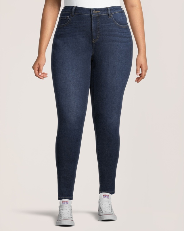 Denver Hayes Women's Curvy Fit Mid Rise Skinny Jeans