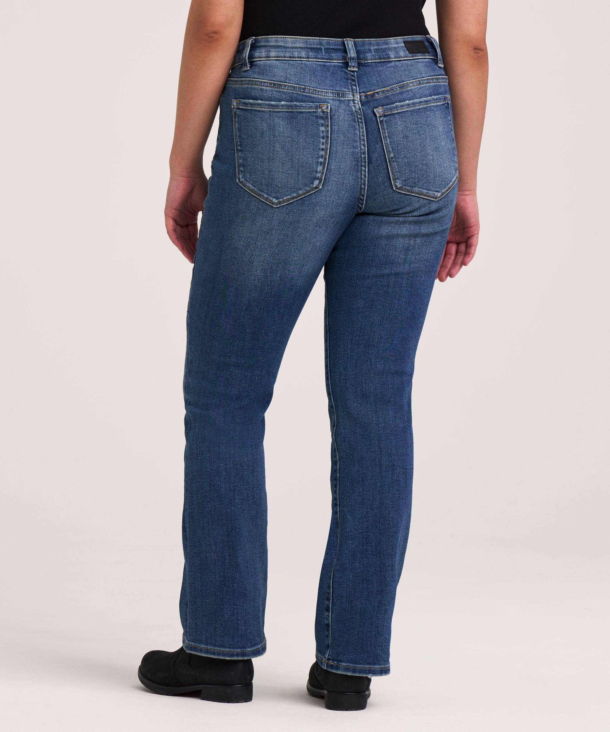 Denver Hayes Women's Curvy Fit Mid Rise Bootcut Jeans