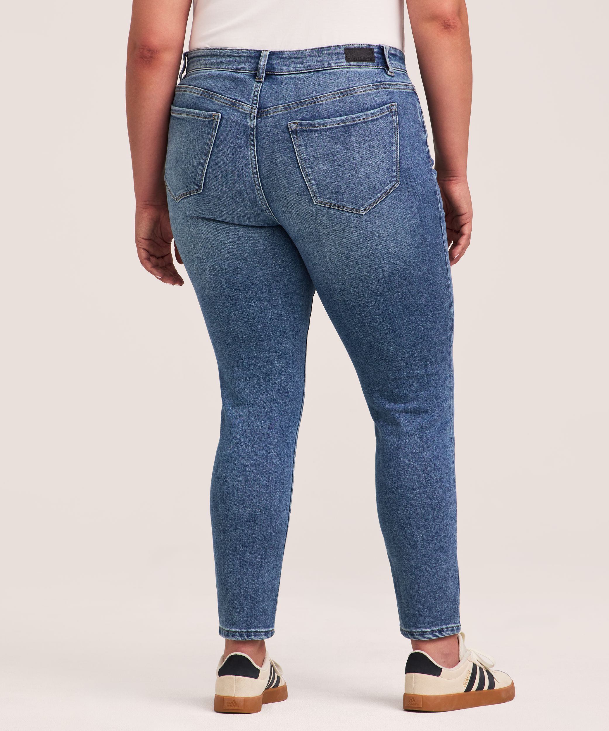 Denver Hayes Women's Curvy Fit Mid Rise Skinny Ankle Jeans