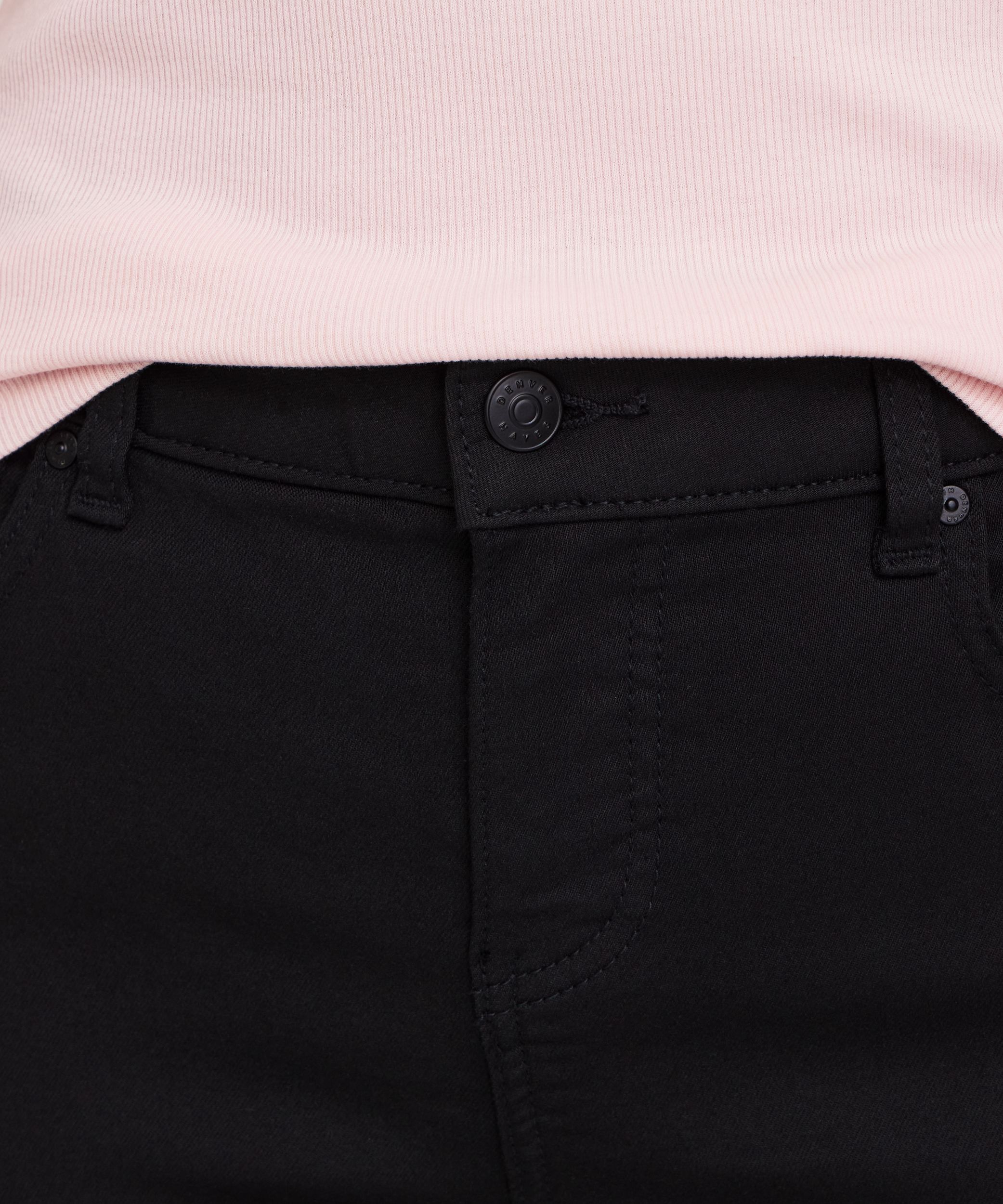 Denver Hayes Women's Curvy Fit Mid Rise Bootcut Jeans