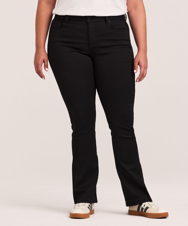 Denver Hayes Women's Curvy Fit Mid Rise Bootcut Jeans