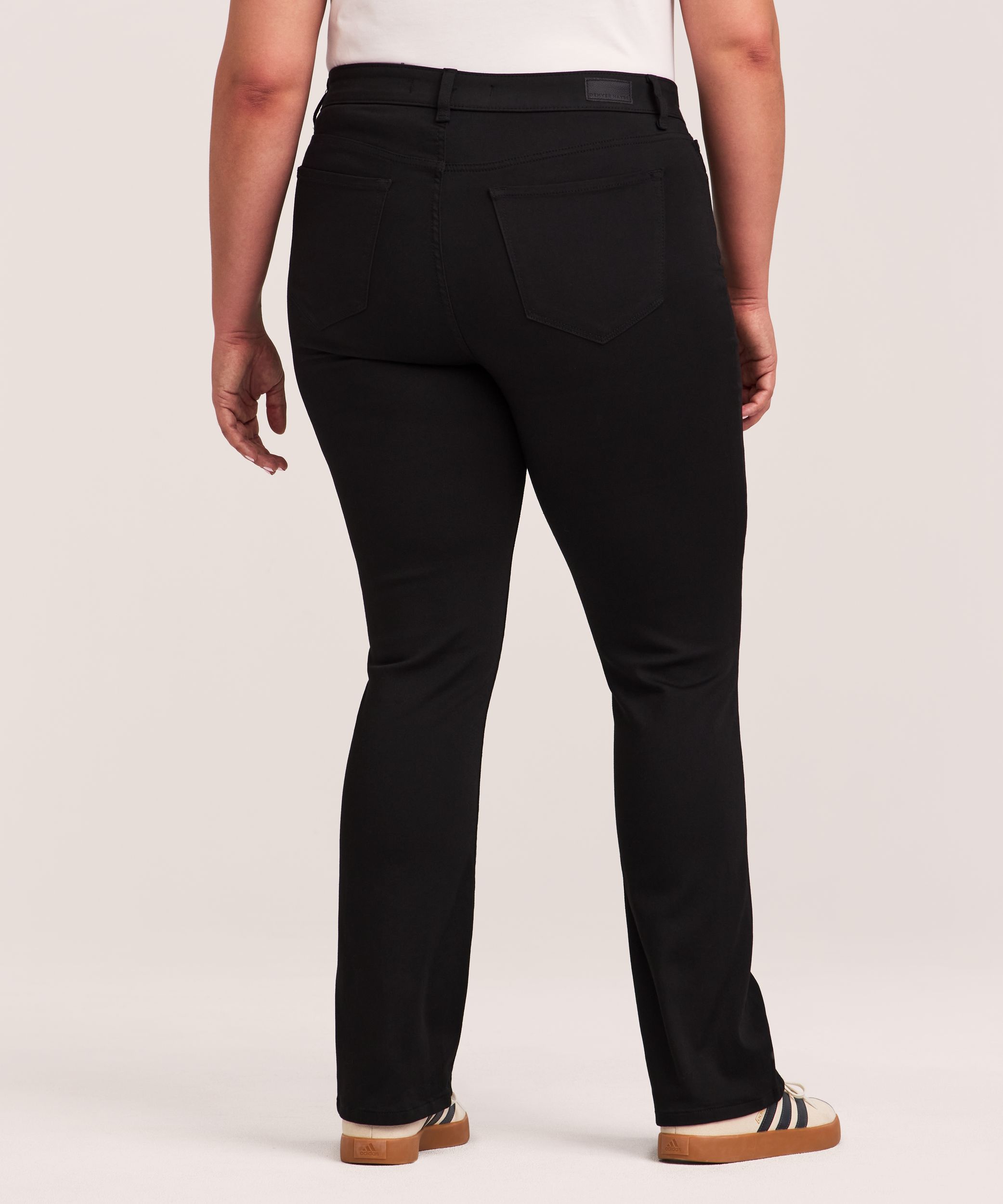 Denver Hayes Women's Curvy Fit Mid Rise Bootcut Jeans