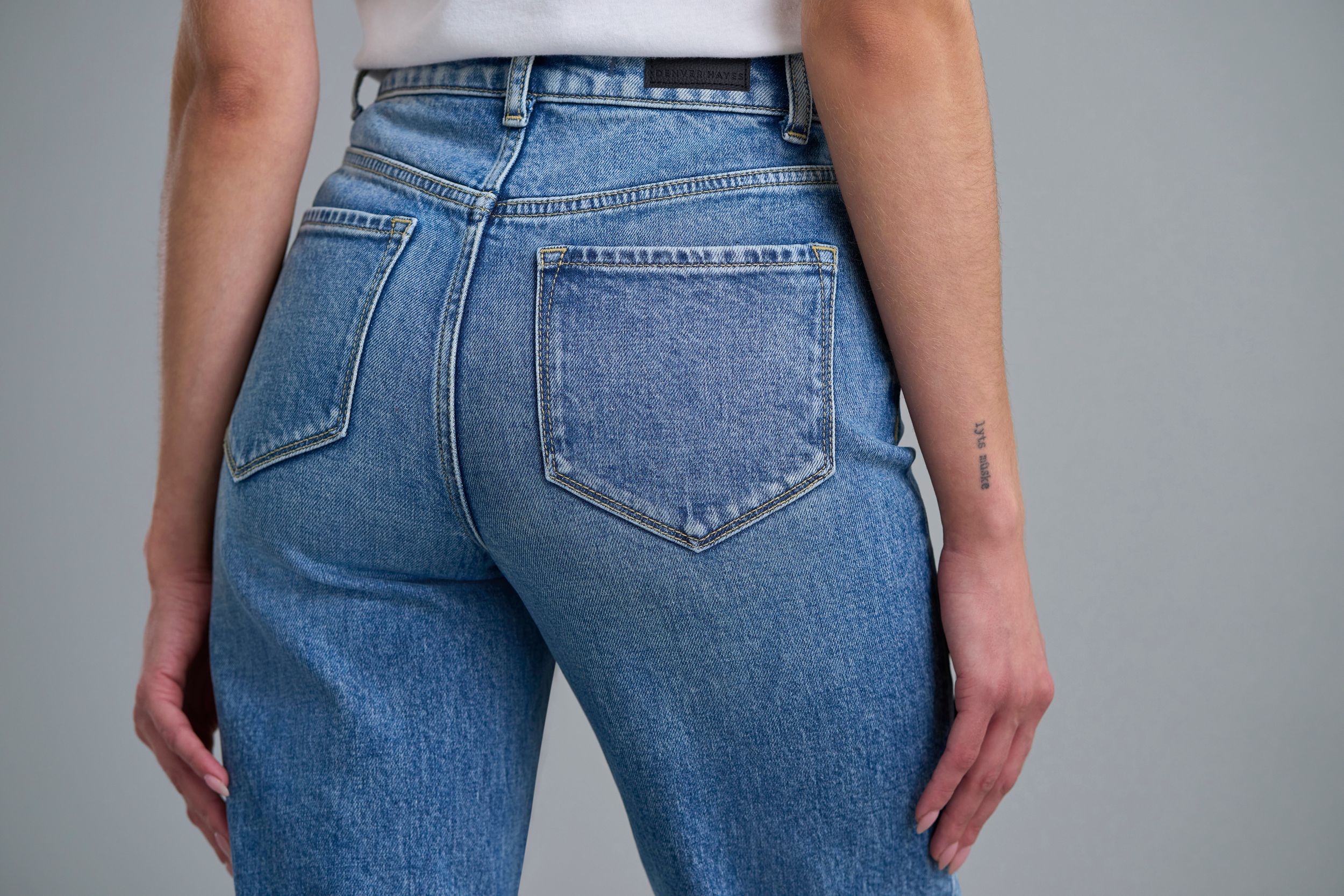 Denver Hayes Women's High Rise Straight Leg Crop Jeans