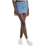 Minijupe cargo à taille mi-haute pour femmes, Levi's Front_Three_Fourths_Angled_Right
