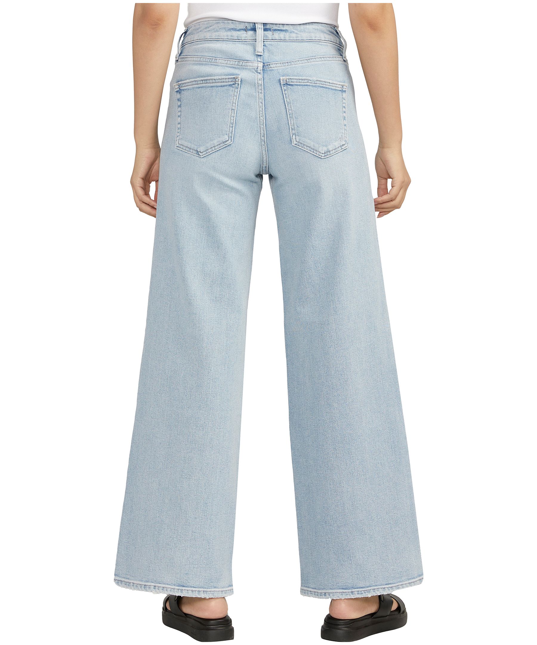 Silver Women's Suki Mid Rise Curvy Fit Wide Leg Jeans