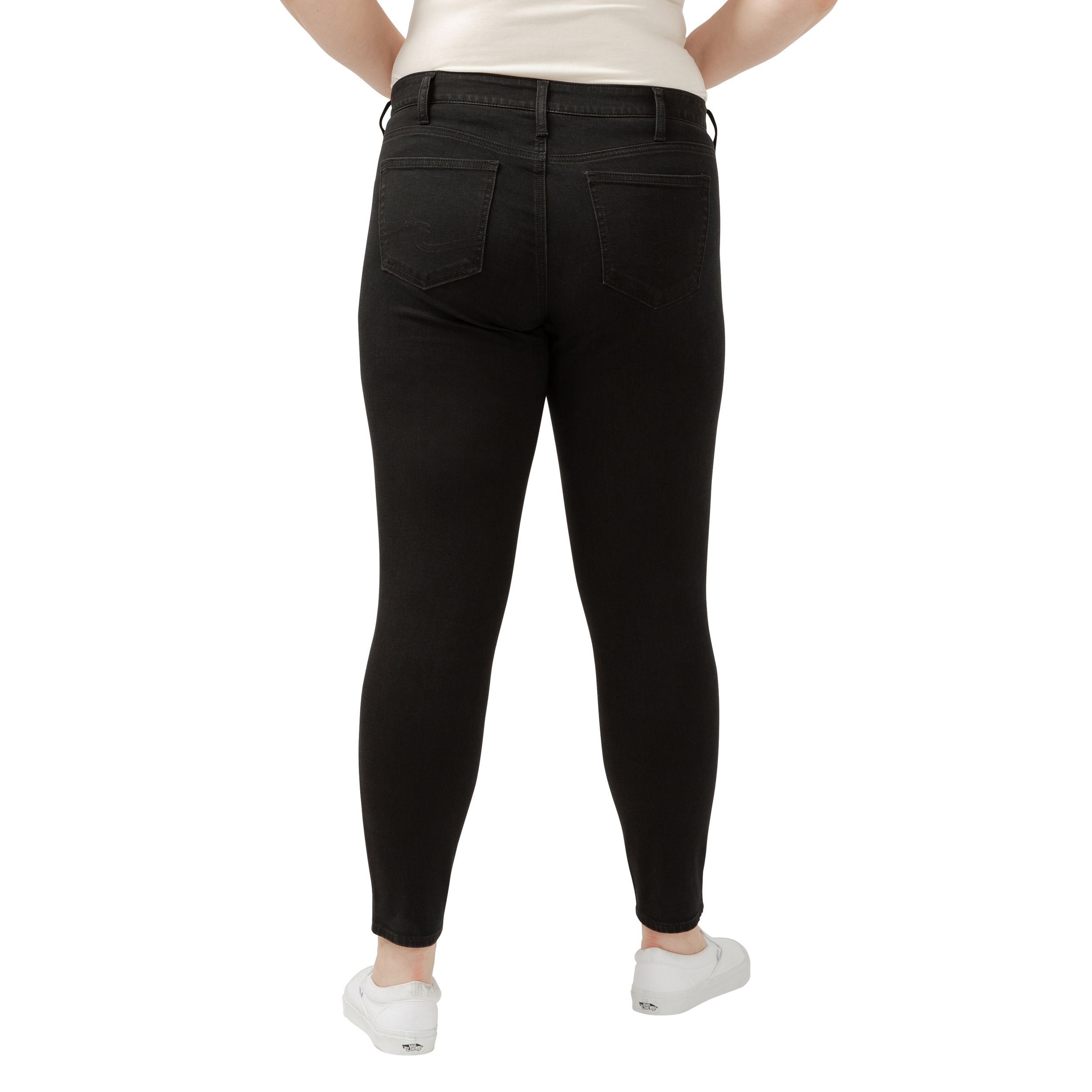 Silver Women's Suki Mid Rise Skinny Leg Luxe Stretch Jeans - Plus Size