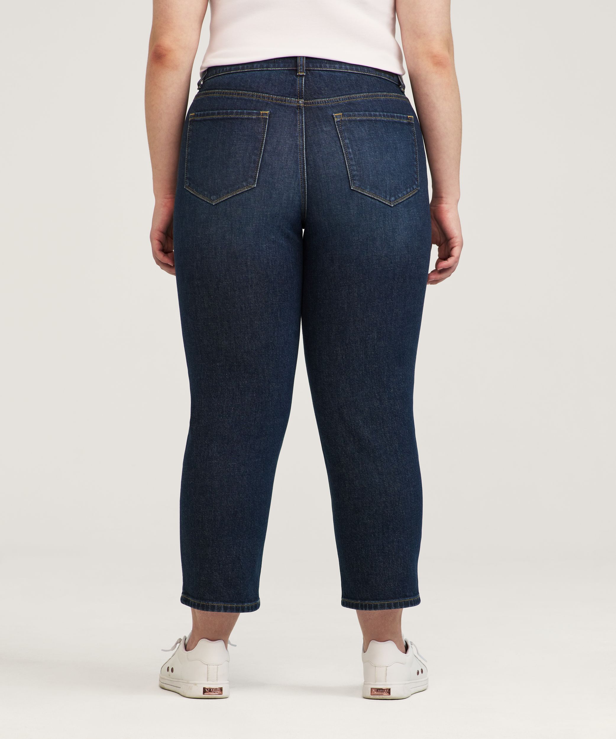 Denver Hayes Women's Curvy Straight Leg Crop Jeans
